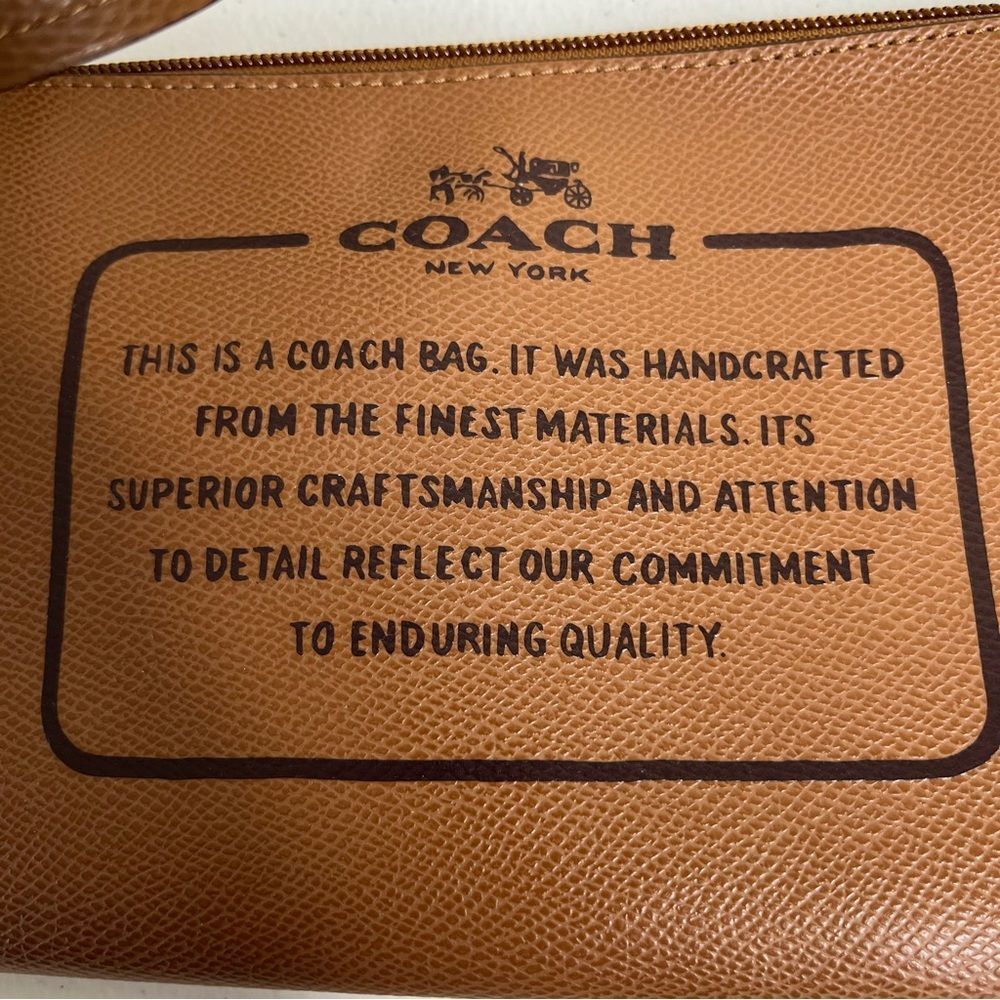 Coach Brown Pebbled Leathered Story Patch Logo Zip Pouch Wallet Bag Wristlet - Picture 3 of 15